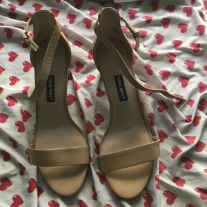 Nine West beige heels